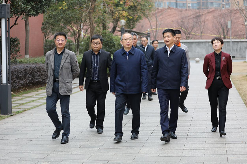 省人力资源和社会保障厅副厅长廖跃贵一行来爱体育网_爱体育网（中国）调研