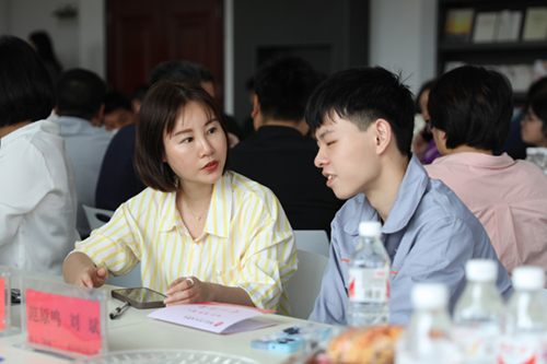 情系学子，爱心筑梦——爱体育网_爱体育网（中国）举办“助学·筑梦·铸人”爱心助学活动