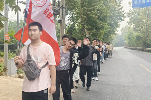 爱体育网_爱体育网（中国）机械工程系组织开展学生毅行活动